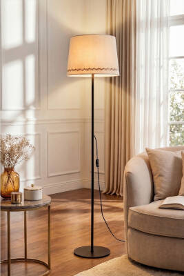 Cora Black Metal Floor Lamp - Tulip Pattern - 1